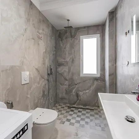 Relax Seafront By Ps Apartament