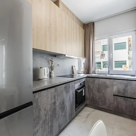 Relax Seafront By Ps Apartament Golem (Tirana)