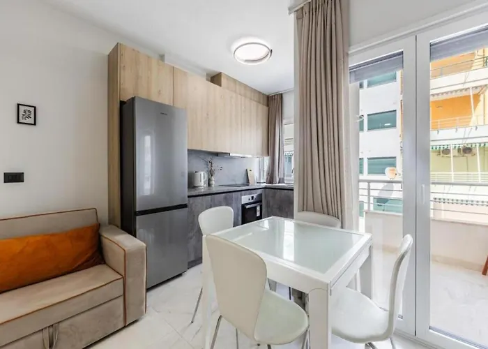 Lägenhet Relax Seafront By Ps Golem (Tirana)